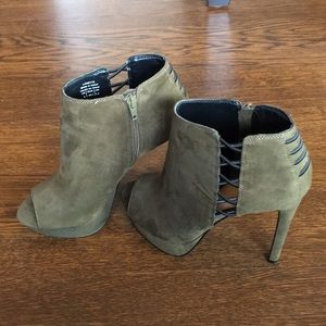 Mix No. 6 forest green ankle boots